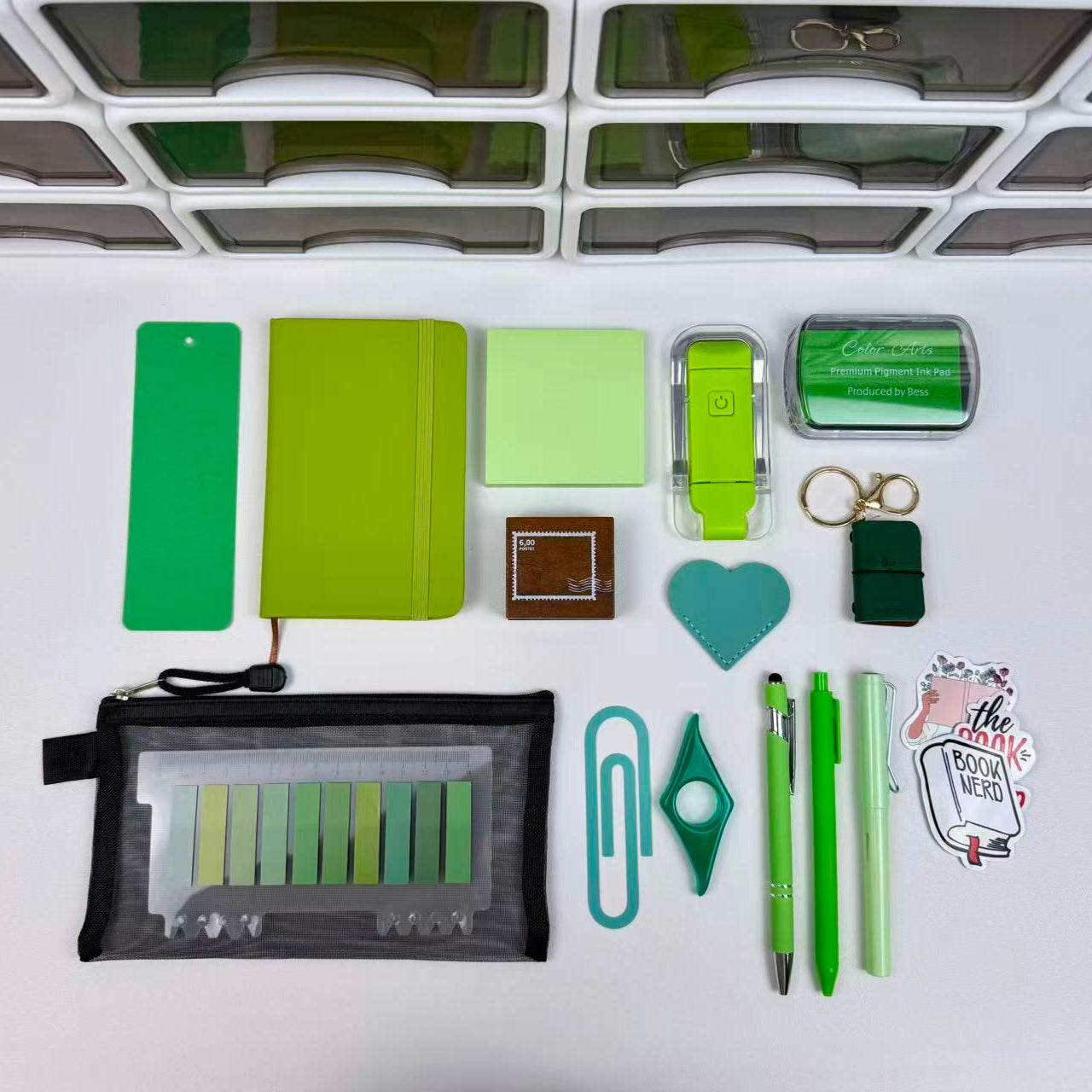 16pcs Cheap Deluxe Bookish Bundle